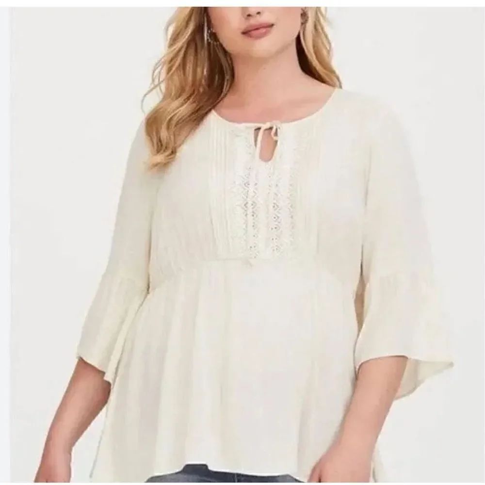 Torrid Ivory Bell Sleeve Blouse Size 1